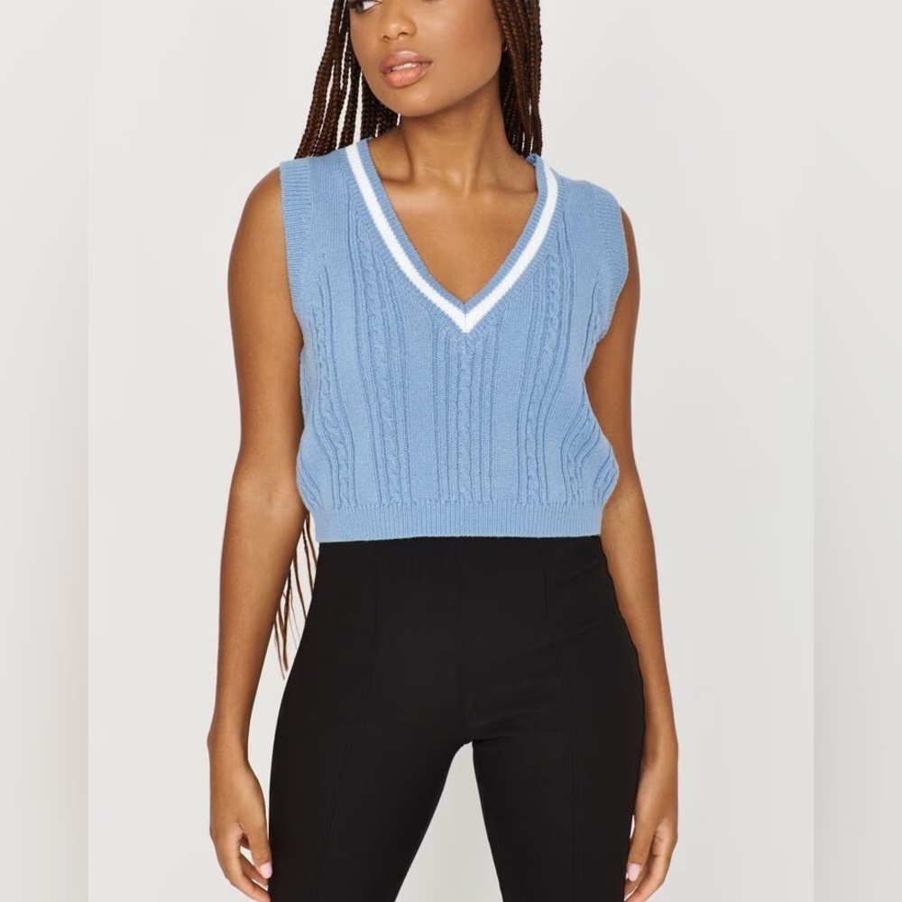 Garage Blue and White Knit Sweater vest preppy size xs v neck top tennis